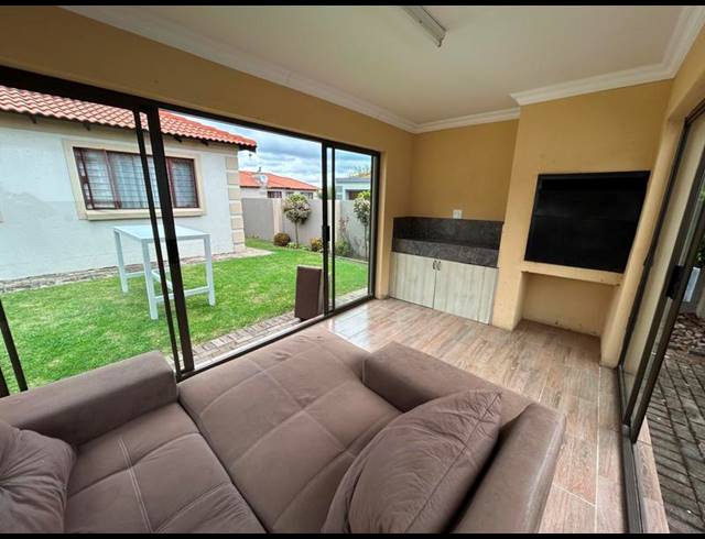 5 BEDROOM PROPERTY TO RENT IN ARUNDO ESTATE